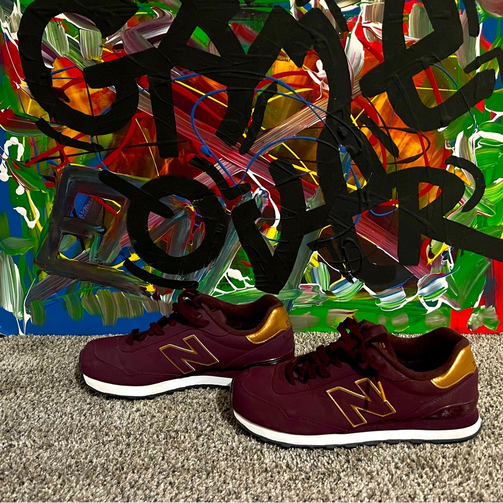 New Balance retro kicks.